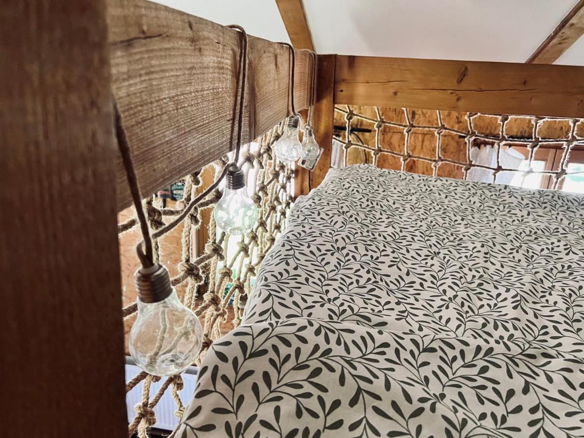 Apartman Na Ranci Pod Lovosem Velemin Buitenkant foto