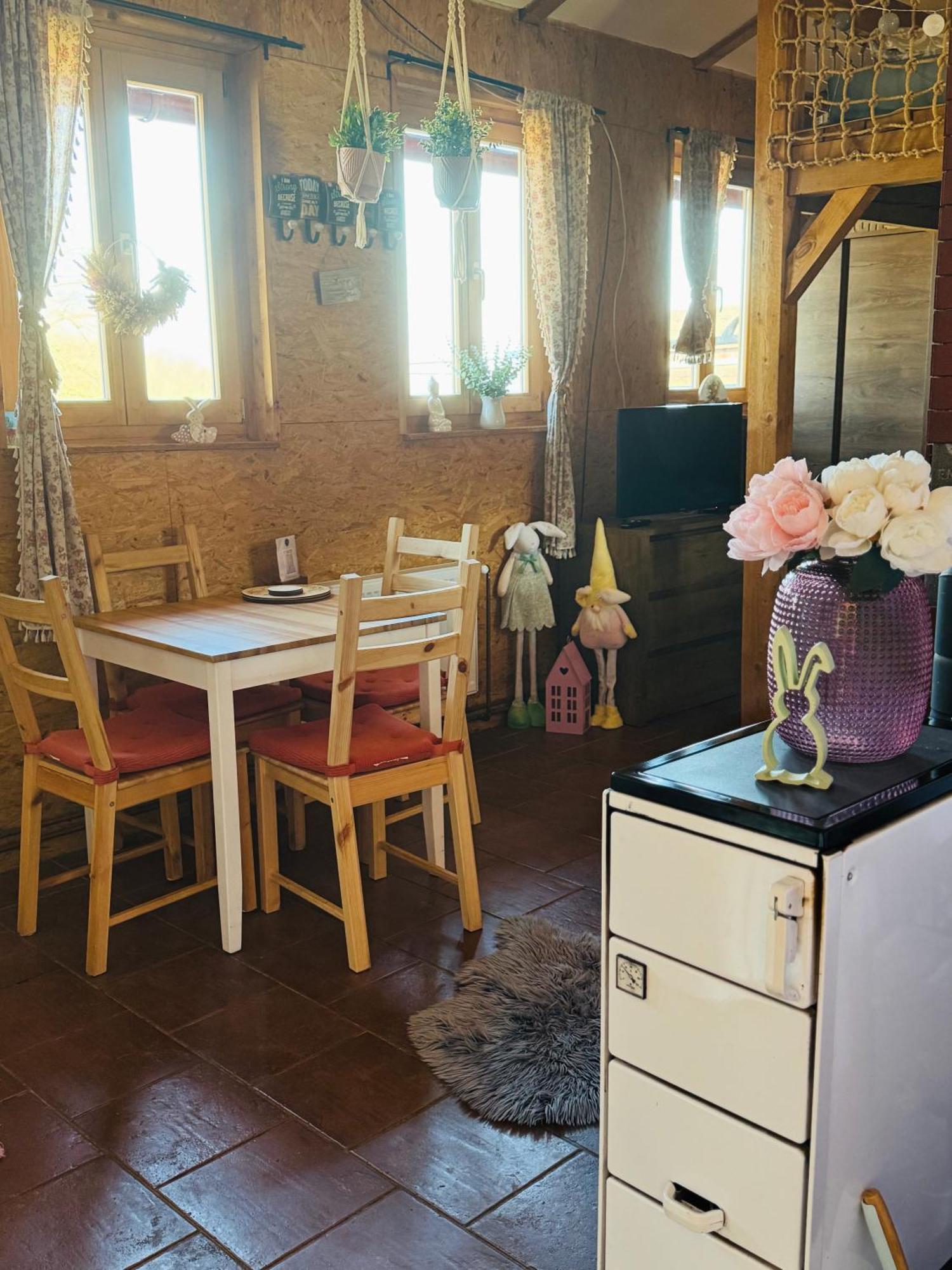 Apartman Na Ranci Pod Lovosem Velemin Buitenkant foto