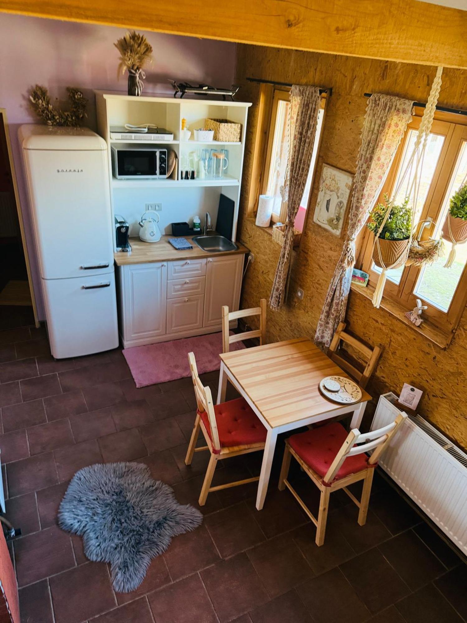 Apartman Na Ranci Pod Lovosem Velemin Buitenkant foto